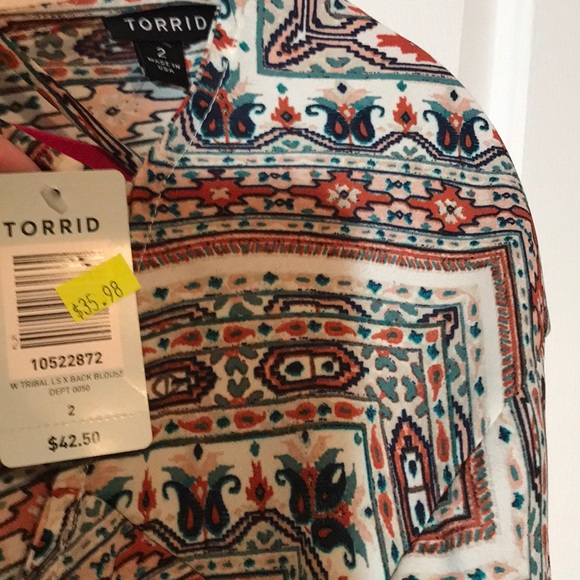 Patterned Blouse - Picture 4 of 4